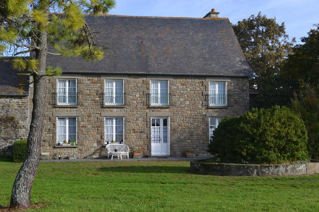 Domaine De L'Aumone Hotell Cherrueix Rom bilde