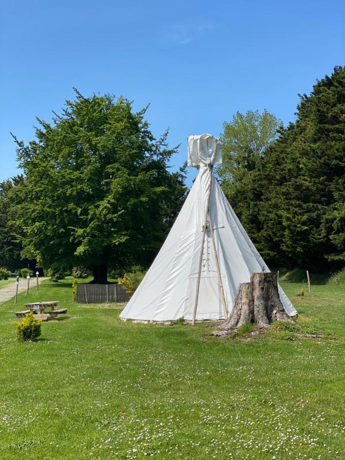 Domaine De L'Aumone Hotell Cherrueix Eksteriør bilde