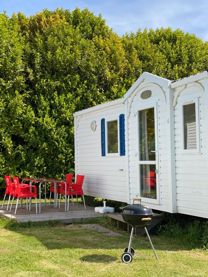 Domaine De L'Aumone Hotell Cherrueix Eksteriør bilde